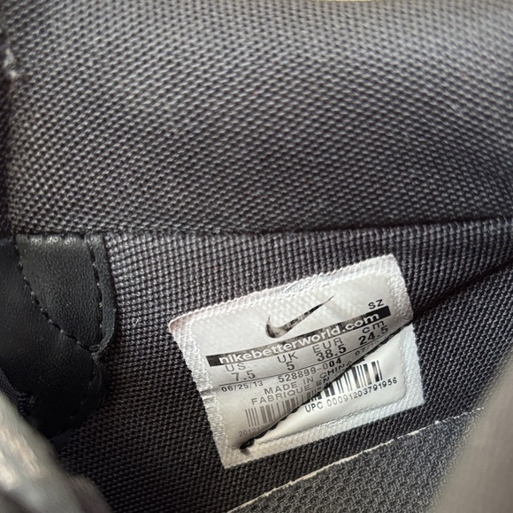 Nike Black High-Top Sneakers - Picture 9 of 9